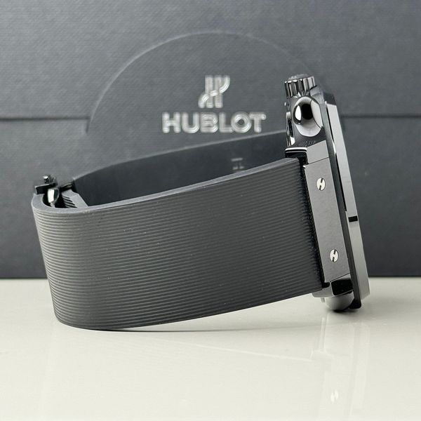 Hublot fusion classic ساعة اوتوماتيكية