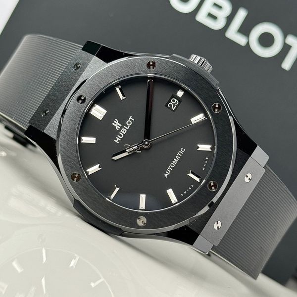 Hublot fusion classic ساعة اوتوماتيكية